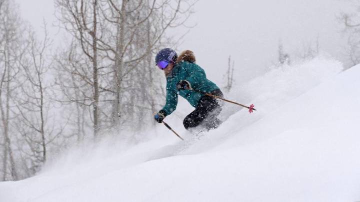 Colorado snow storm hits snow-starved ski resorts