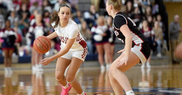 Joplin girls fall short against Blue Valley West