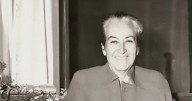 Revive la disputa por las cartas de Gabriela Mistral en una novela: “Esos documentos generaban muchas ansiedades”