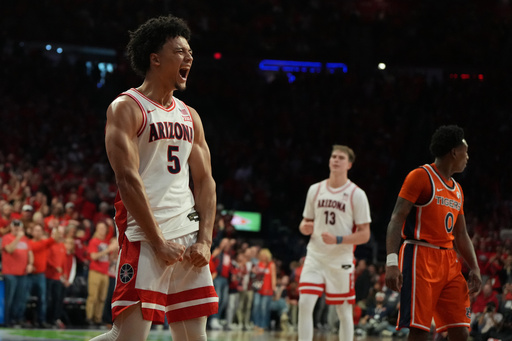 Arizona takes No. 1 in AP Top 25 men's basketball poll, Iowa State up to No. 4, Gonzaga into top 10