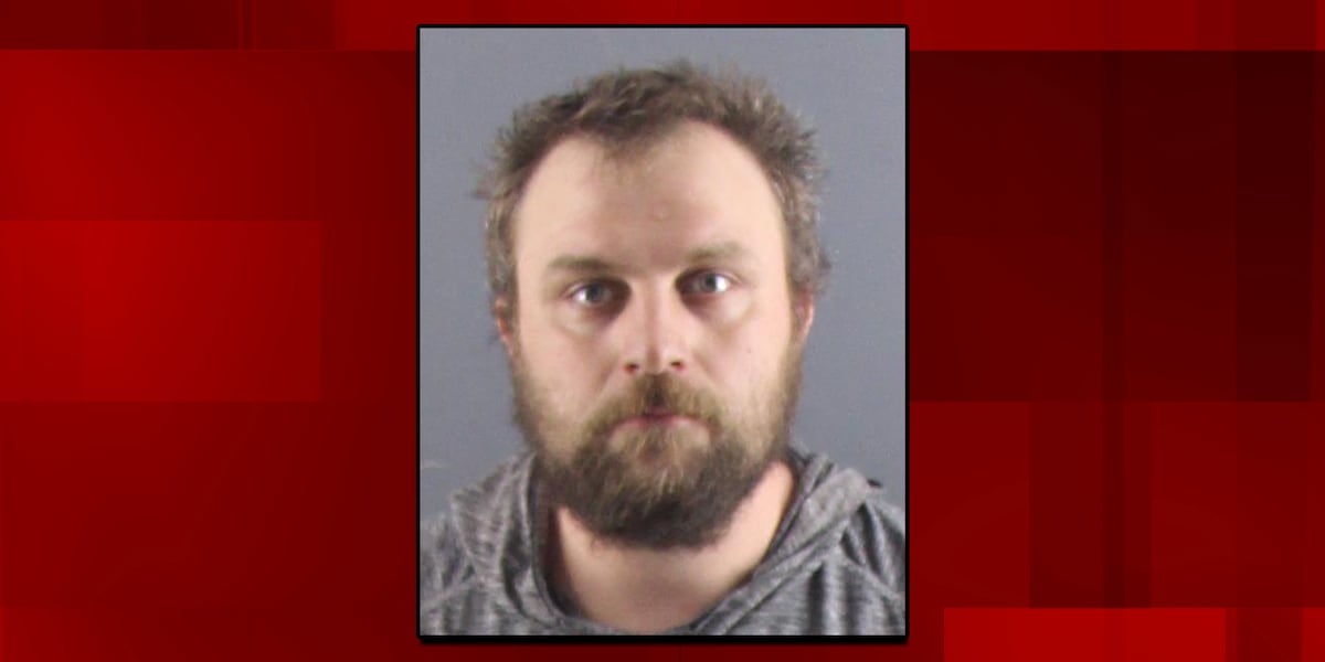 Woodford County man charged with sexually assaulting minor over several years