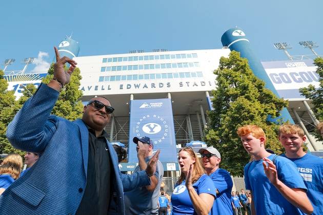 Kalani Sitake is staying at BYU. Here's how social media reacted