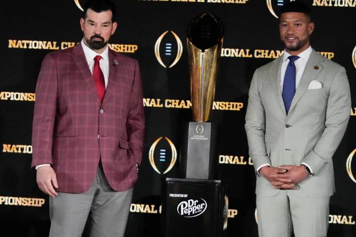 CFP rankings: Oregon moves up, Notre Dame moves down, BYU holds steady and big trouble for the ACC