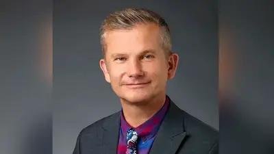 Fossil reveals ancient bird choked on rocks; study offers clues on extinction