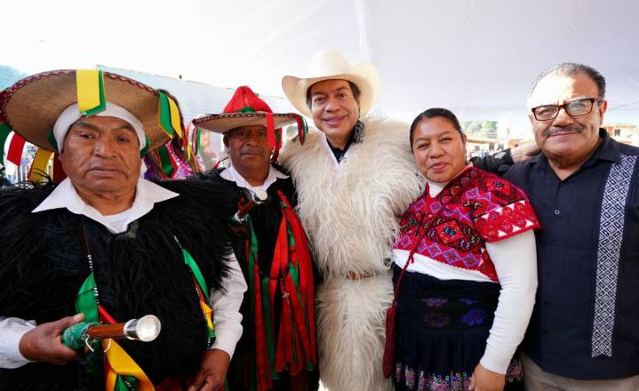 En 2025 se inscribieron 93 mil 341 personas mayores de 60 años en el INEA