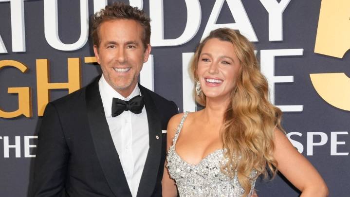 Blake Lively, Ryan Reynolds Celebrate Group Effort's 5