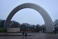 Ukraine: Putin feigning peace interest