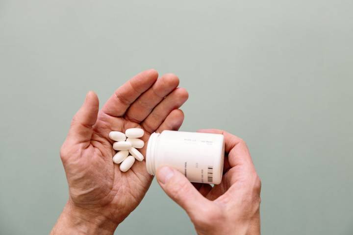 2 Nutrients That Help Your Body Absorb Calcium for Better Results