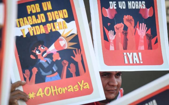 Reducción de jornada laboral no incluye dos días de descanso y aumenta horas extra