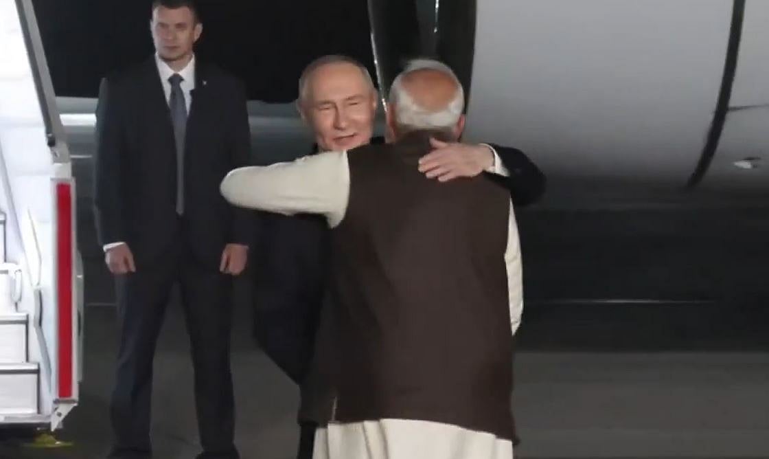 PM Modi Gives Warm Hug To Russian Prez Putin At Delhi Airport, Amid ‘Cold’ Relations With Washington