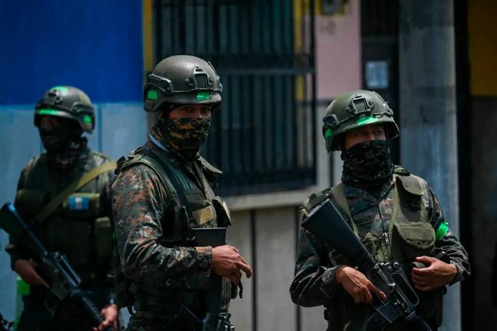 Militar de Guatemala, herido tras combate