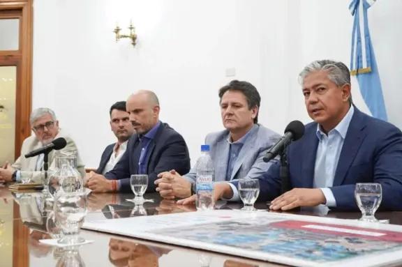 La Provincia y el municipio firmaron contratos para ampliar la planta Tronador
