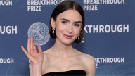 Lily Collins te muestra cómo usar un abrigo formal con vestido de lentejuelas este invierno 2025