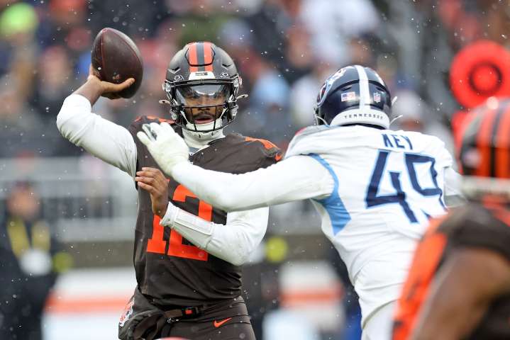 Can Shedeur Sanders show the Browns he’s their franchise QB in 7 starts? OC Tommy Rees weighs in