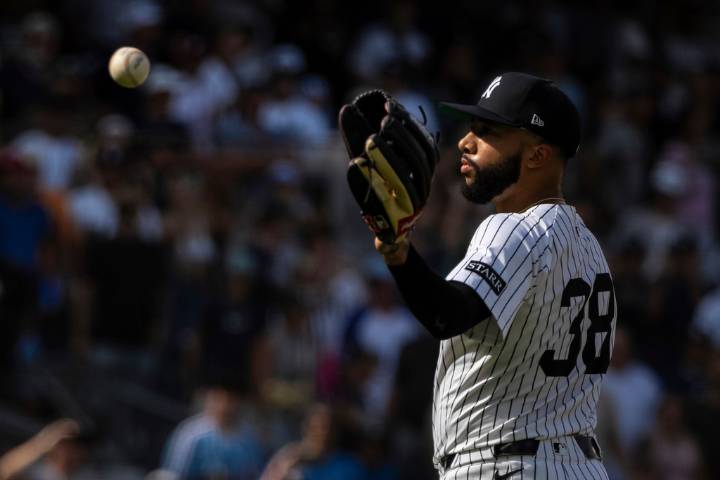 Mets' Devin Williams claps back at 'mad' Yankees fans