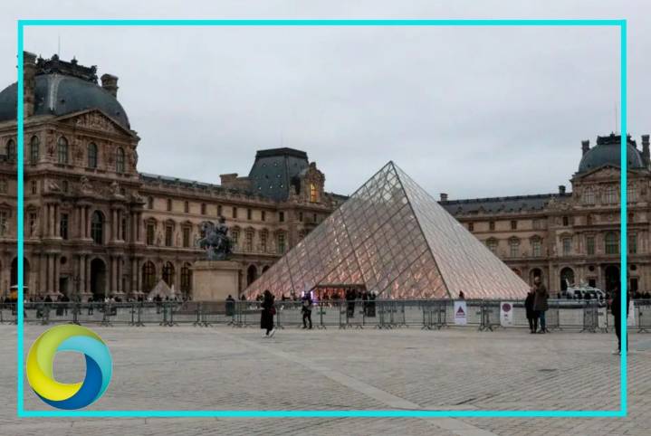 Empleados del Louvre irán a la huelga por el deterioro del museo