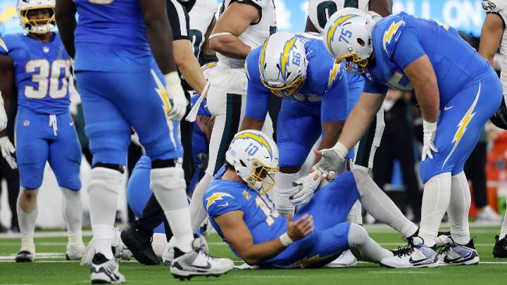 Chargers' Herbert: X-rays after Eagles win 'clean for most part'