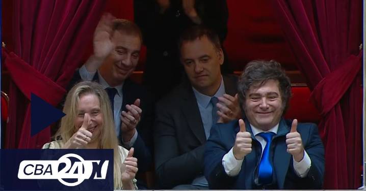Desde el palco, Javier Milei siguió la jura de diputados en el Congreso