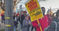 United Teachers of Richmond return to bargaining table as many rally in support of union