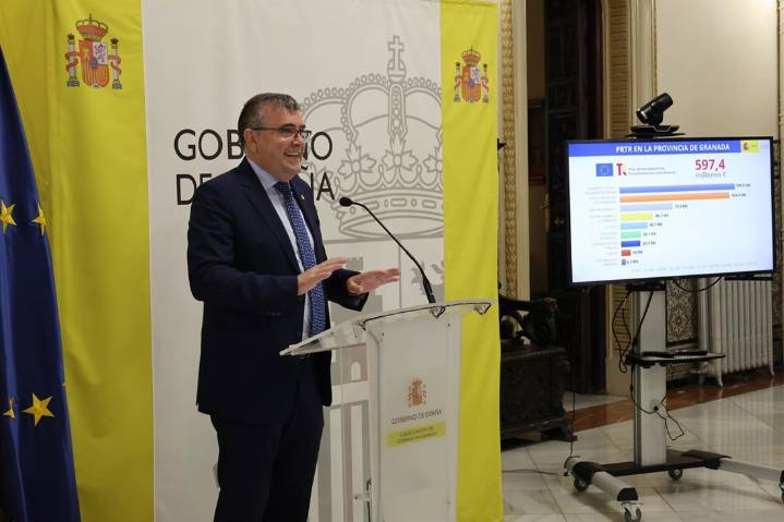 Más de 69.000 empleados públicos de Granada se benefician de la subida salarial del 2,5%