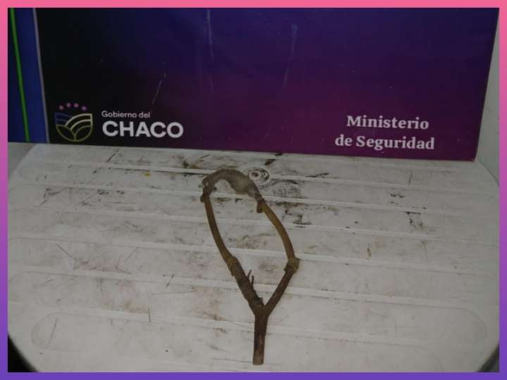 RESISTENCIA: Demoraron A Un Menor Por Arrojar Objetos Contra Vehículos