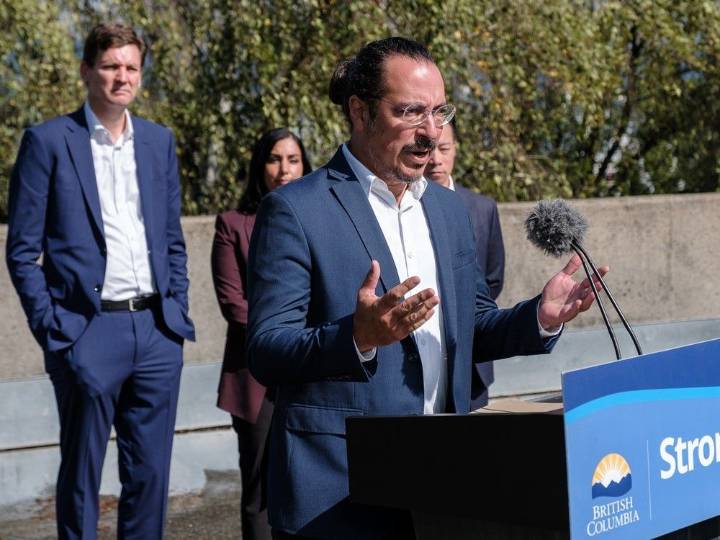 B.C. says parents of youth admitted involuntarily under Mental Health Act must be informed