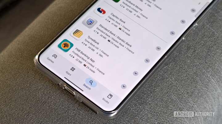 Android’s in-call scam protection goes live in the US to stop screen