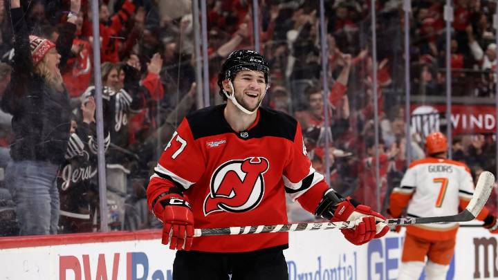 Devils beat Ducks to end five-game home losing streak