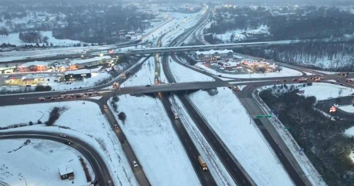 'Big slushy mess': Winter weather brings widespread traffic impacts to Columbia and mid