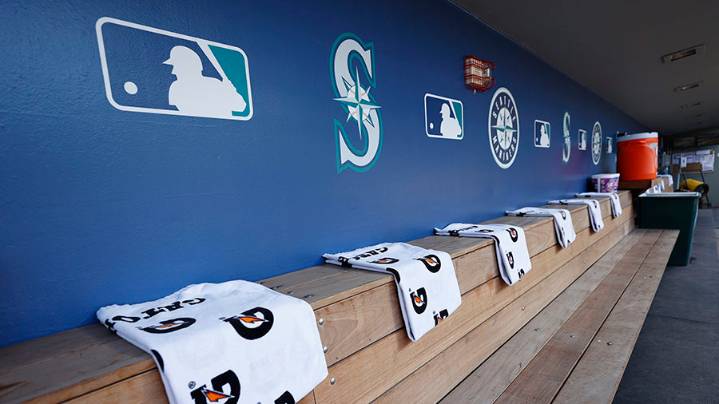Seattle Mariners add college coach to major league staff