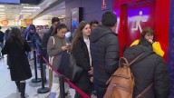 La interminable cola de La Chulapa de Moncloa: por qué miles de madrileños acuden en busca de suerte para la Lotería de Navidad
