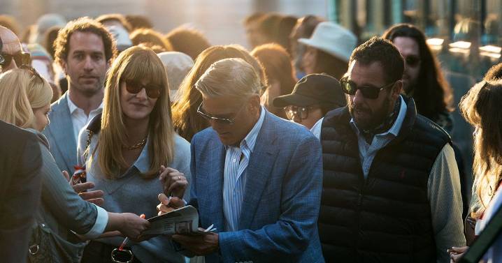 'Outstanding' Netflix film leaves fans demanding 'sensational' comedy legend wins first Oscar