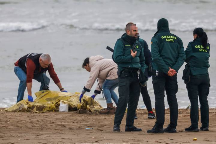 Localizan en una playa de Melilla un cadáver arrastrado por el temporal