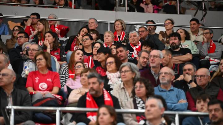 La afición del Casademont Zaragoza realizará un histórico viaje a Valencia: ya ha llenado cinco autobuses