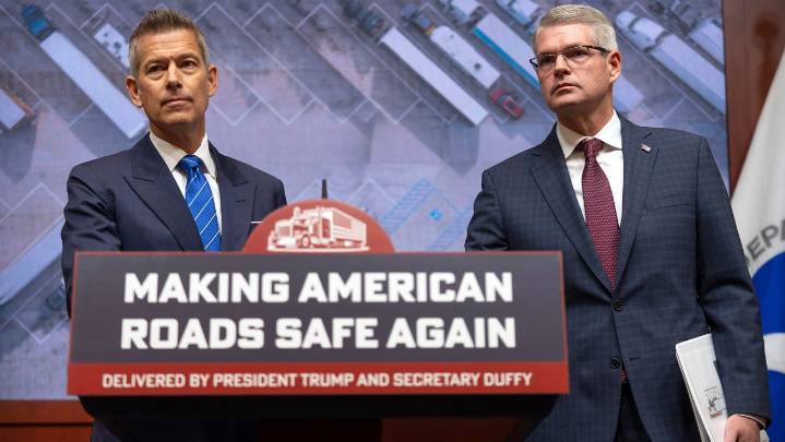 DOT threatens to pull N.Y. highway funds over immigrant CDLs