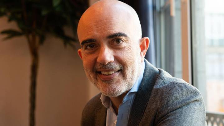 Dani Sirera: "Los gobiernos del PP han cumplido más con Cataluña que los del PSOE"