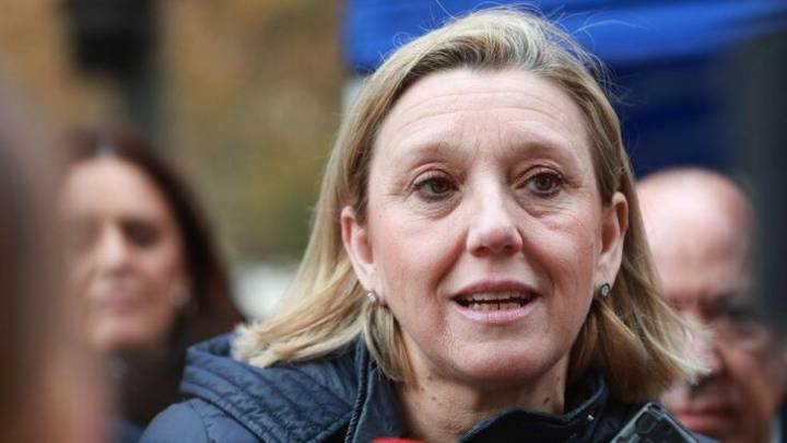 Blanco asegura que "solo el PP defiende el espíritu" de la Transición, "frente a los partidos que buscan separar"