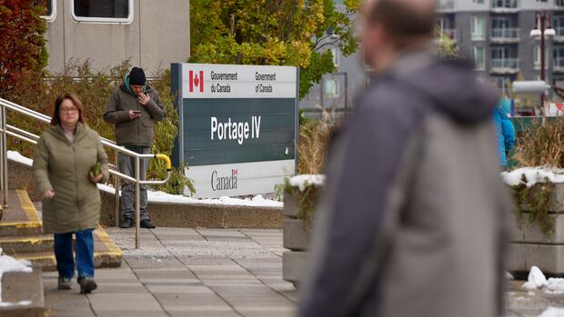 Early retirement info coming soon for federal public servants, government says