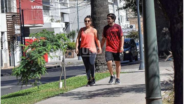 Jueves con mucho calor en la ciudad de Santa Fe