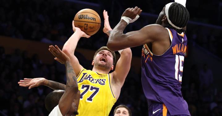 LeBron preserves scoring streak but Suns shatter Lakers' seven