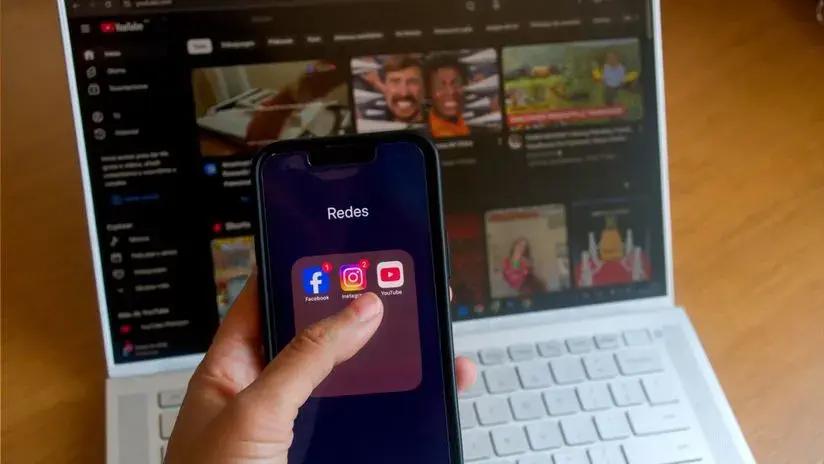 Australia: miles de adolescentes quedan sin acceso a sus cuentas en redes tras nueva ley