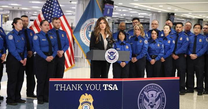 TSA renews push to end collective bargaining agreement for airport security screeners