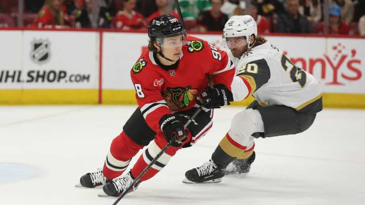 Blackhawks at Golden Knights odds, picks and predictions