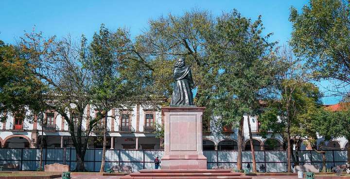 Lista la Plaza Gertrudis Bocanegra para su reapertura en Pátzcuaro