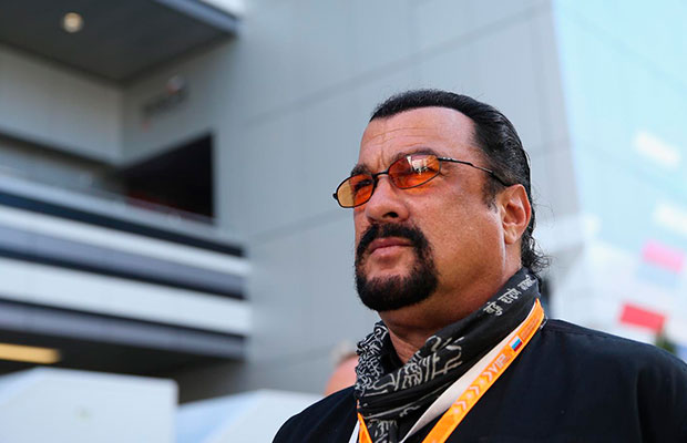 Steven Seagal anuncia próximo estreno de documental sobre la guerra en Ucrania