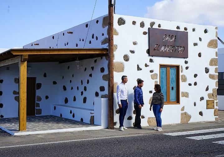 La Casa El Maestro renace en en el centro de Lajares