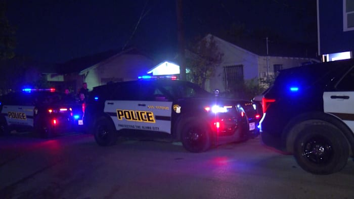 Man shot twice in attempted robbery at West Side apartment complex, SAPD says