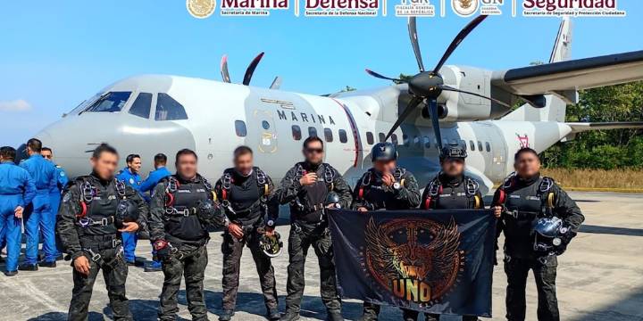 Marina capacitó en técnicas de paracaidismo al grupo UNO, creado por Harfuch para combatir al crimen