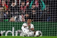 Pierde Real Madrid a Militao por varios meses