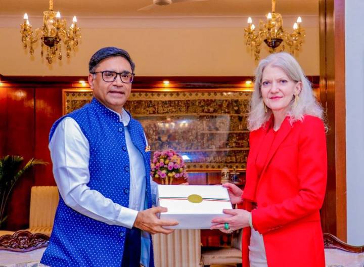 India, US discuss trade, defence cooperation